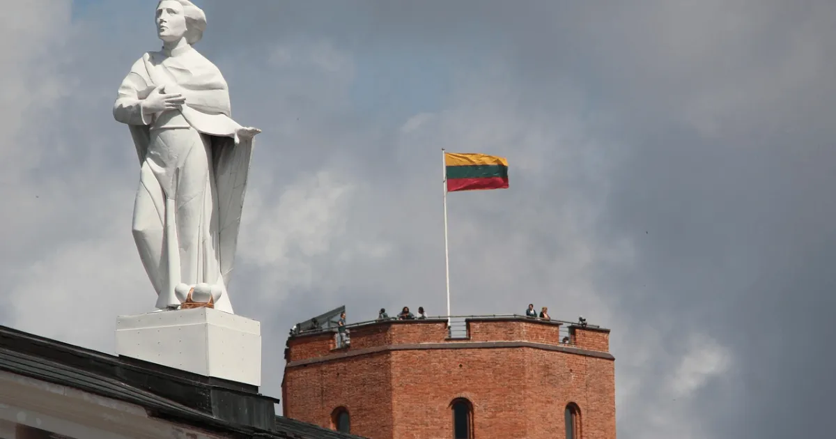 Leedu uuring: veipimisel ja tubaka kuumutamisel tekib 90% vähem toksiine